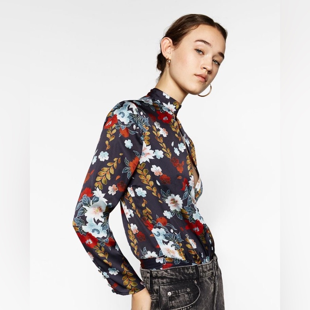 ZARA floral bodysuit blouse